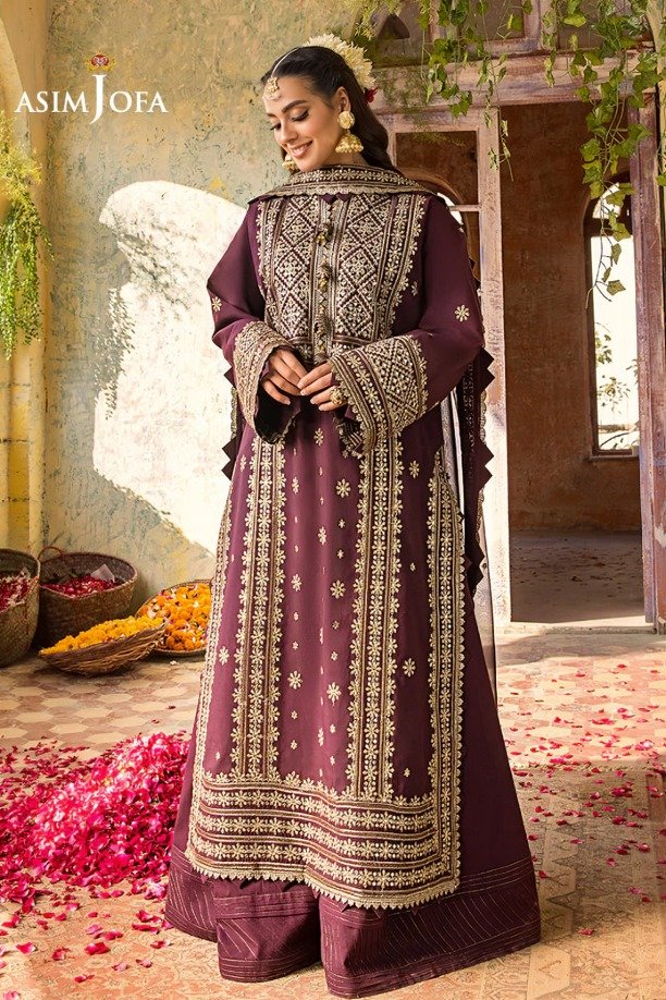 httpsdivinjaipur.comproductsdastaan-e-neelum-a-royal-chronicle-woven-in-midnight-and-gold-suit (1) (3)