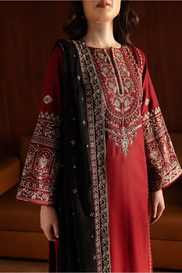 httpsdivinjaipur.comproductsdastaan-e-neelum-a-royal-chronicle-woven-in-midnight-and-gold-suit (3) (1)