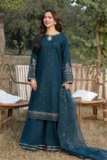 Qalamkar 3pcs Lawn Embroidered With Organza Emb Dupatta - 3090 - Image 3