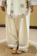 Urge - 2pcs Lawn Embroidered - 853 - Image 3