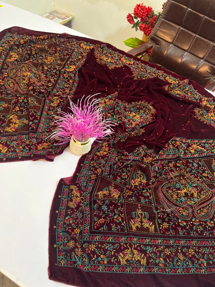 Velvet Printed Winter Shawl 2.5 Yards - Article# 01/Maroon - Image 3