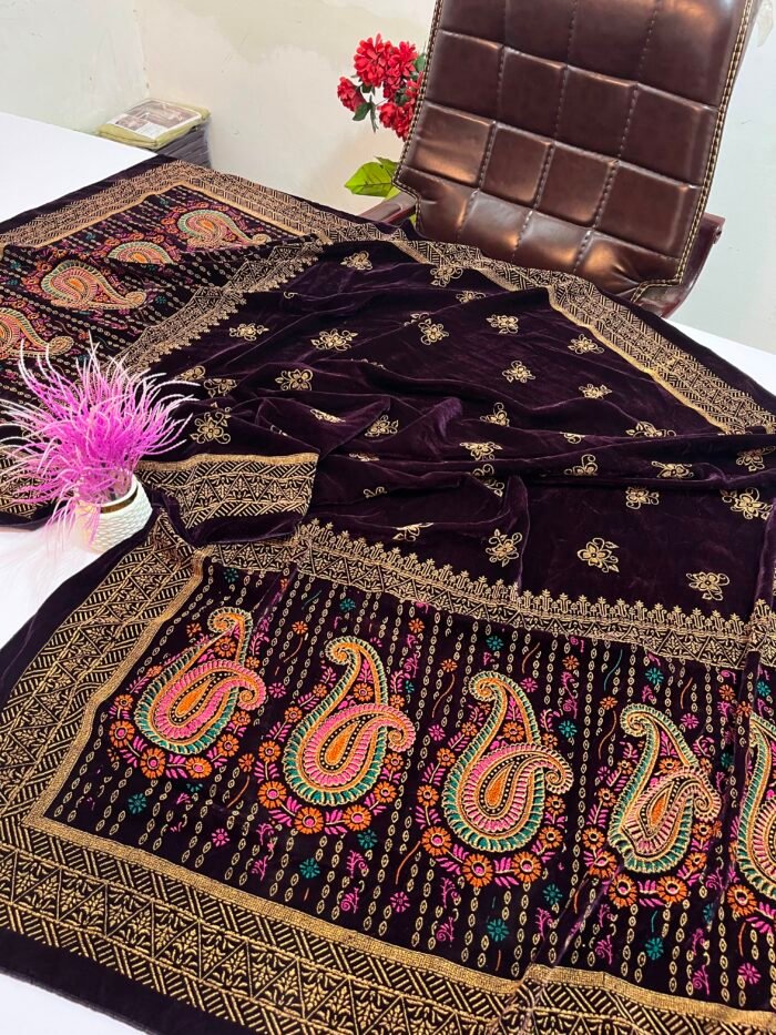 Velvet Printed Winter Shawl 2.5 Yards – Article# 09/Purple - Image 4
