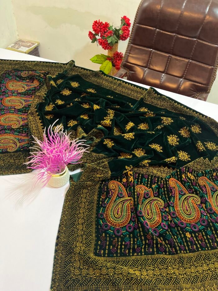 Velvet Printed Winter Shawl 2.5 Yards – Article# 09/Green - Image 4