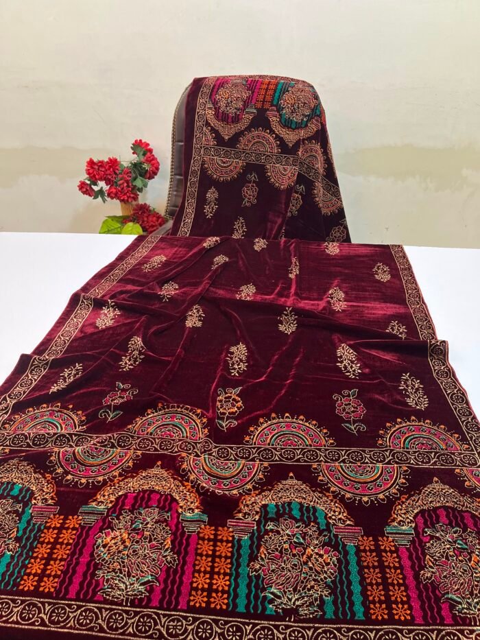 Velvet Printed Winter Shawl 2.5 Yards – Article# 08/Maroon - Image 2