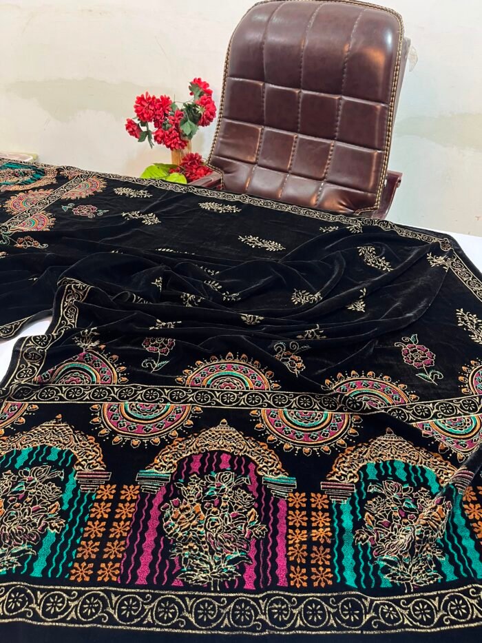 Velvet Printed Winter Shawl 2.5 Yards – Article# 08/Black - Image 3