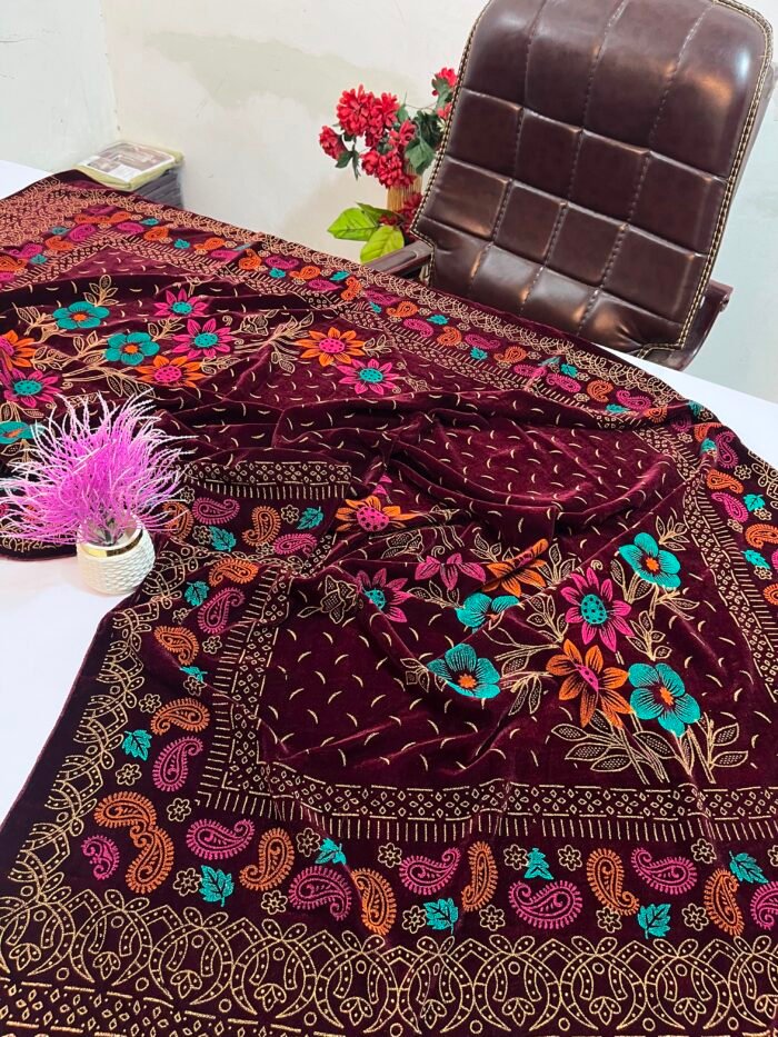 Velvet Printed Winter Shawl 2.5 Yards – Article# 07/Maroon - Image 4