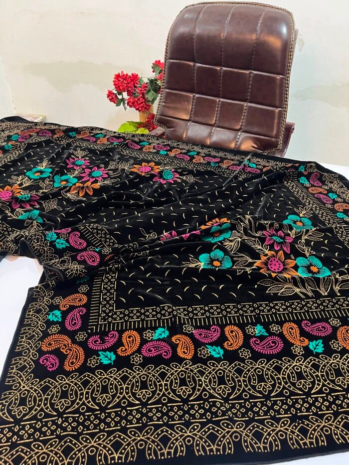 Velvet Printed Winter Shawl 2.5 Yards – Article# 07/Black - Image 3