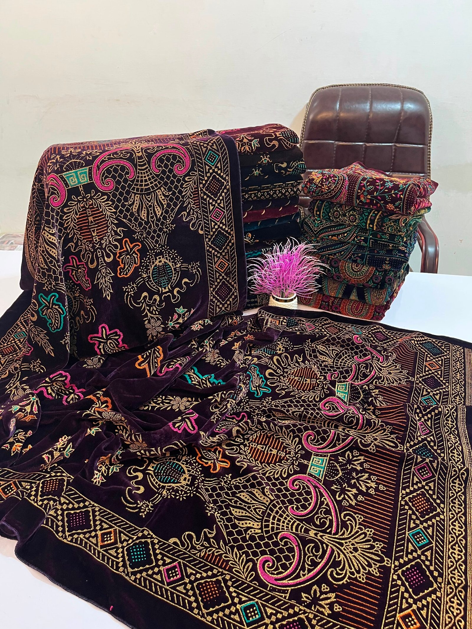 WhatsApp Image 2026-09-28 at 3.15.42 AM (1) Velvet Printed Winter Shawl 2.5 Yards – Article# 06/Purple - Image 1