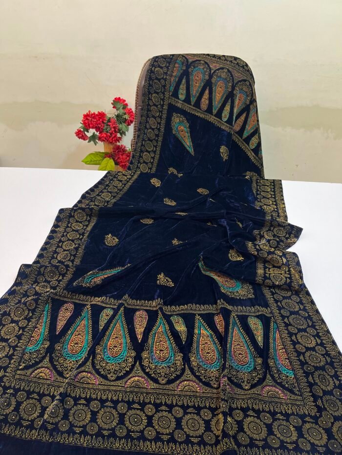 Velvet Printed Winter Shawl 2.5 Yards – Article# 05/Blue - Image 2