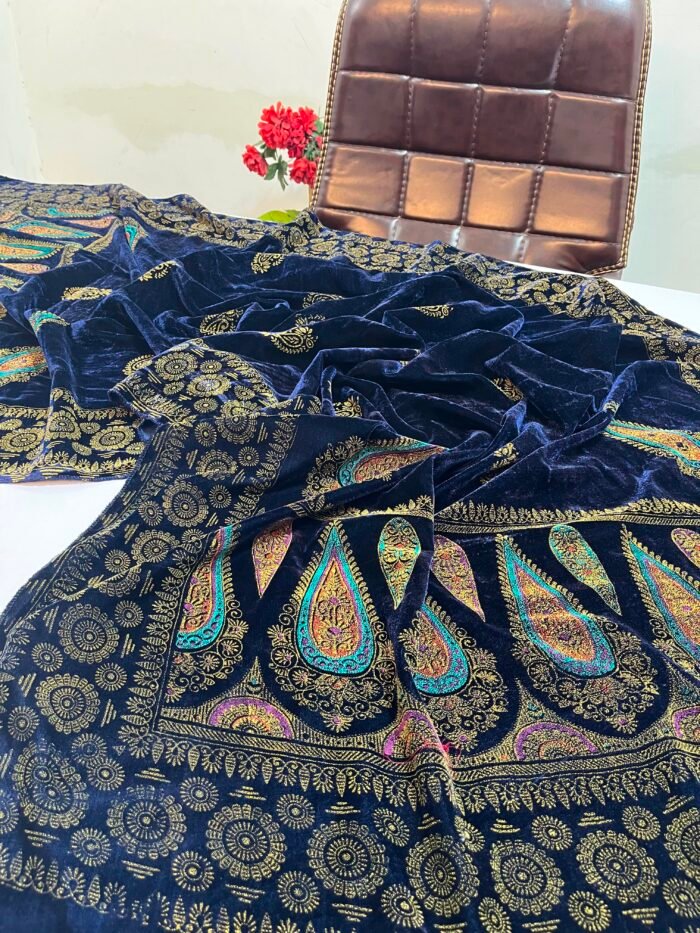 Velvet Printed Winter Shawl 2.5 Yards – Article# 05/Blue - Image 3