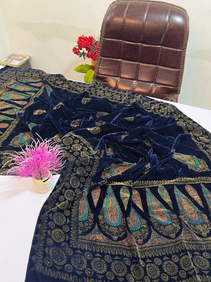 Velvet Printed Winter Shawl 2.5 Yards – Article# 05/Blue - Image 4