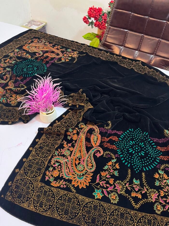 Velvet Printed Winter Shawl 2.5 Yards – Article# 03/Black - Image 3
